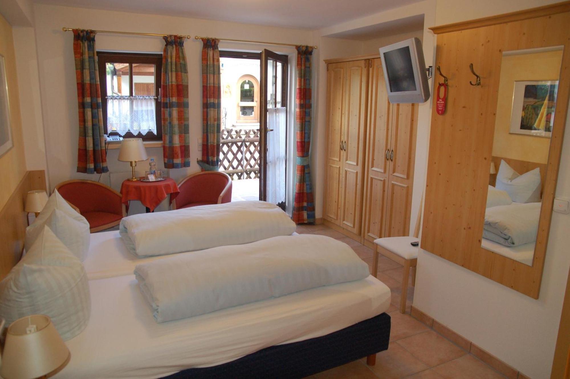 Hotel Garni Otto Huber Oberammergau